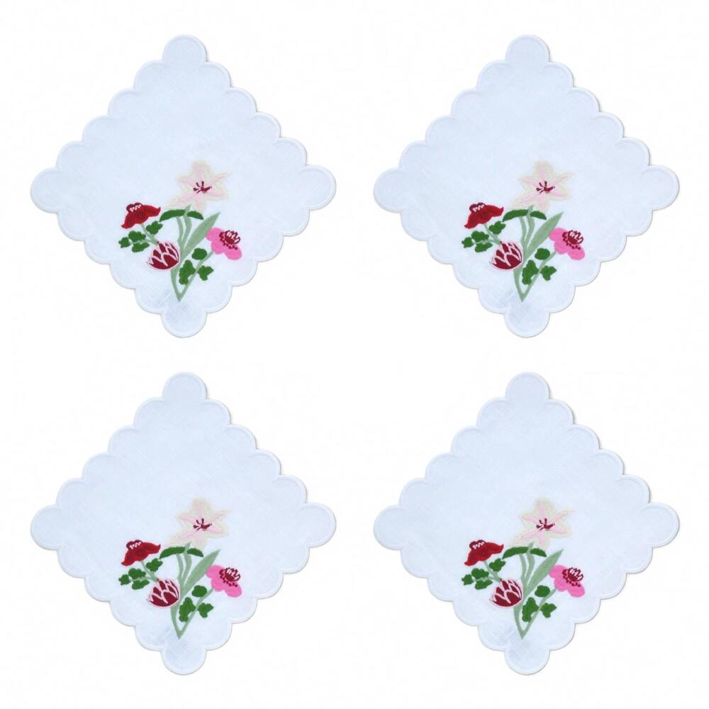 NEW CHEFANIE scalloped flower cocktail napkins set in white